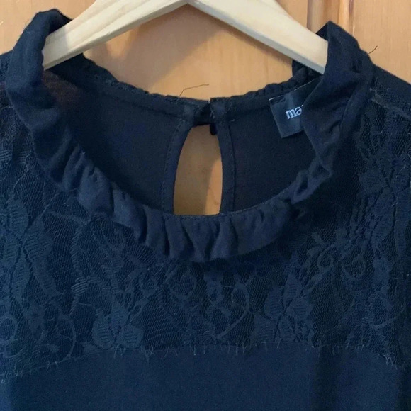 Black  M - Picture 2 of 9